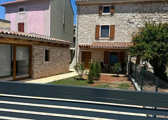 Stone House Istria 아파트 풀라